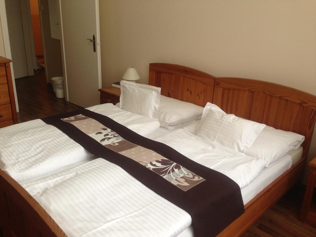Vasvirag Hotel Celldömölk Rom bilde